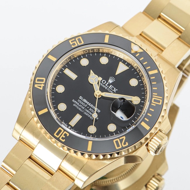 Rolex Submariner Date watch: 18 kt yellow gold - m126618ln-0002