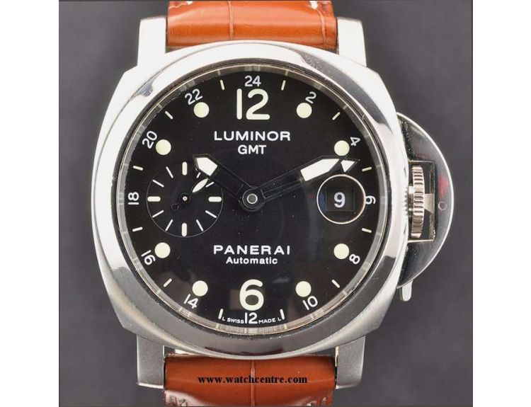 Panerai S S Black Dial 40MM Luminor GMT Pam00159 Watch Centre