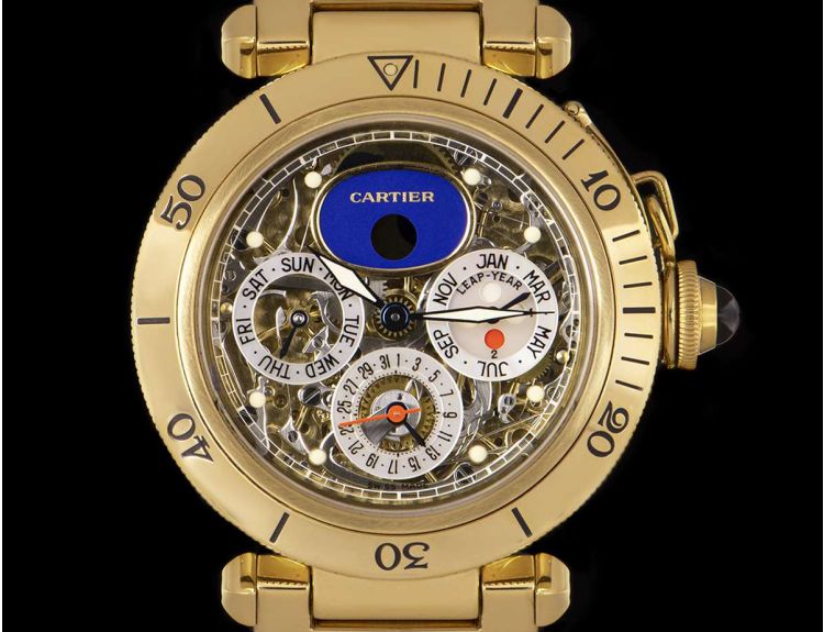 Cartier Pasha de Cartier Perpetual Calendar Gold Watch Centre